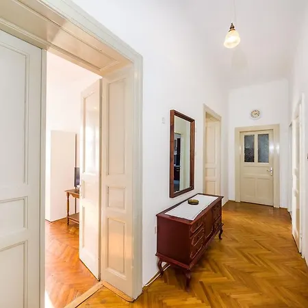 Apartment Sophia *
